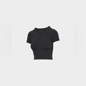 NWT - Golden BUTTER Essential Waist Tshirt - Black - Large